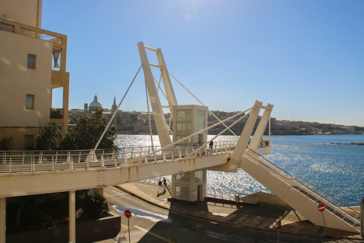 Albergue The Seafront Tower Sliema Exterior foto